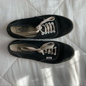 woman’s black vans
